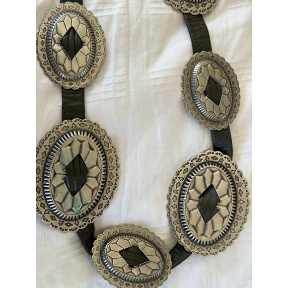 Vintage 1960\'s Set Concho Belt & Matching Clip On Earrings Genuine Leather main image 8